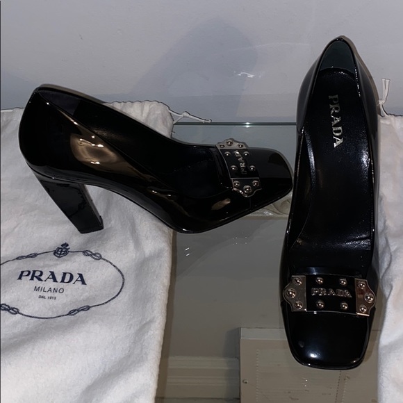 β€οΈAuthentic Prada heels - Picture 6 of 10